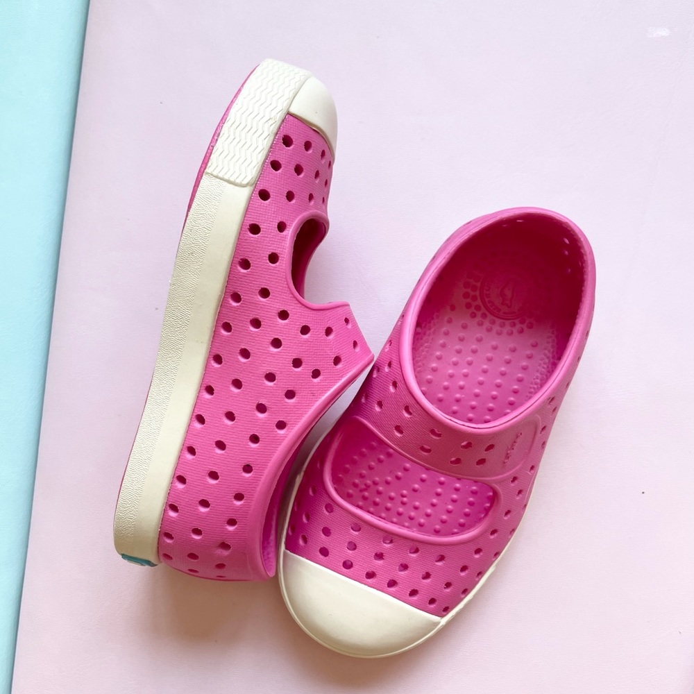 ❌SOLD❌Native Jefferson Juniper, NEW, Size 6C